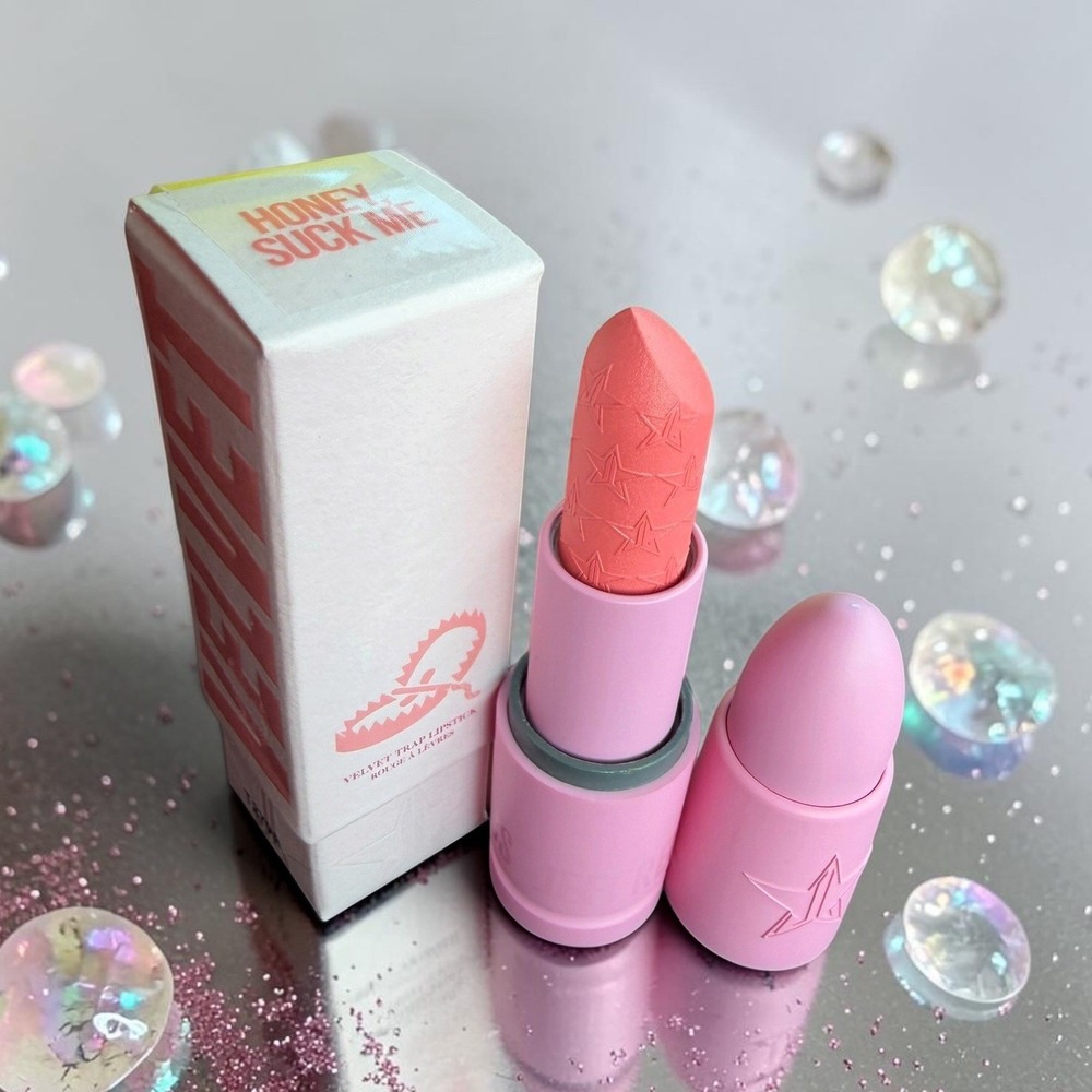Jeffree Star Cosmetics - Velvet Trap Lipstick - Shade:  Honey Suck Me - *NIB*